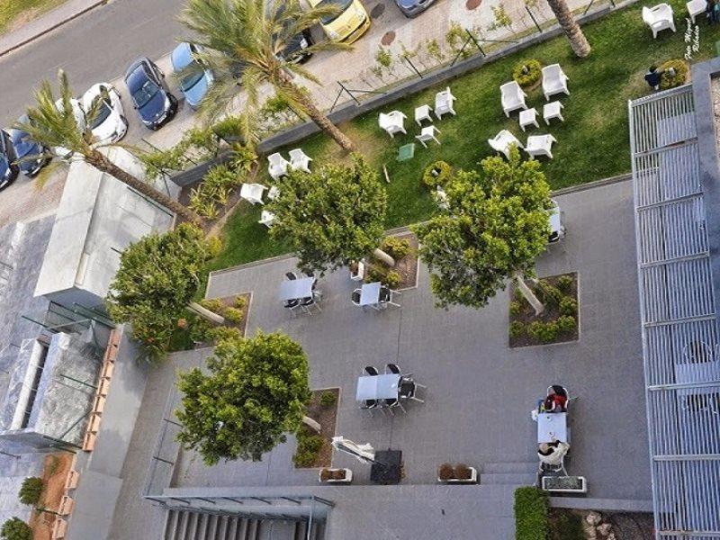 Azz Valencia Tactica Hotel パテルナ エクステリア 写真