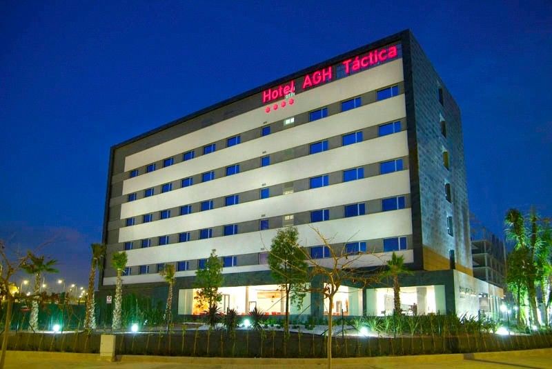 Azz Valencia Tactica Hotel パテルナ エクステリア 写真